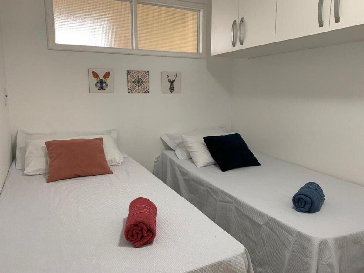 Apto Na Av Brasil Frente Ao Shopping,4min Da Apartamento